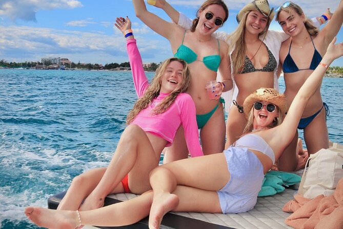 Isla Mujeres Catamaran Tour with Snorkeling, Open Bar & Buffet - From Cancun to Isla Mujeres: how pickup and the catamaran day work