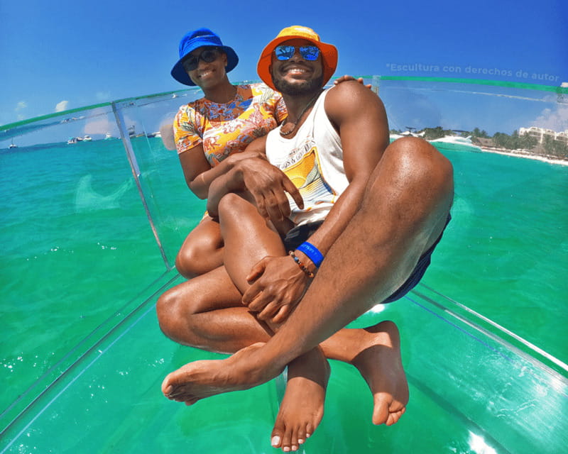 Isla Mujeres: Clear Boat Ride - Panoramic Caribbean Views and the Photo Moment Factor