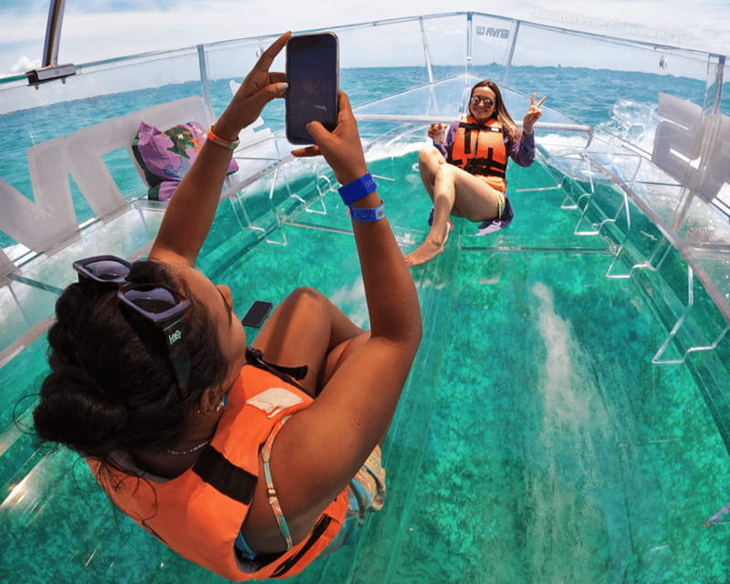 Isla Mujeres: Clear Boat Ride - The Clear-Bottom Floor: Seeing Fish and Coral Without Gear