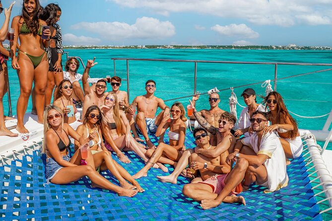 Isla Mujeres Cruise with Beach Club, Snorkel, Lunch and Open Bar - Getting from Cancun to Isla Mujeres without the hassle