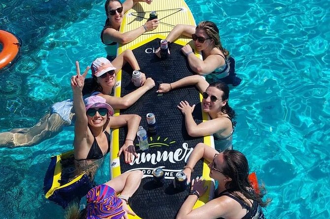 Isla Mujeres Private Catamaran, Cruising, Snorkeling having Fun!! - The crew and ship quality that people are praising