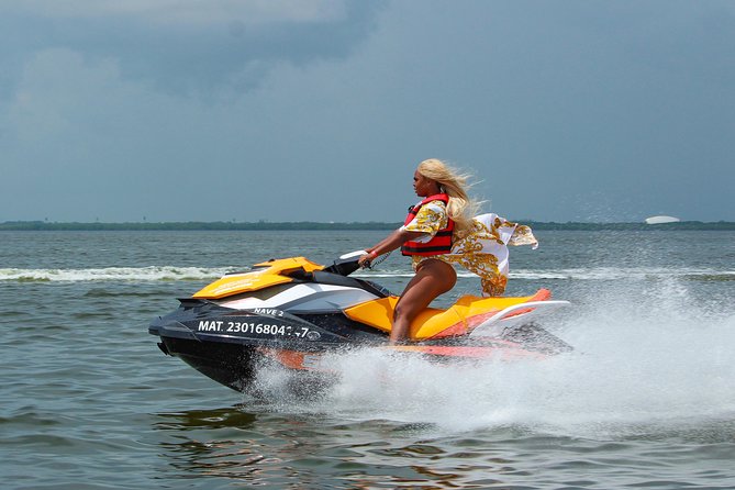 Jet Ski Rentals in Cancun: 30-Minute Option (Shared Jetski) - Safety First: Life Jackets, Weight Limits, and Age Rules