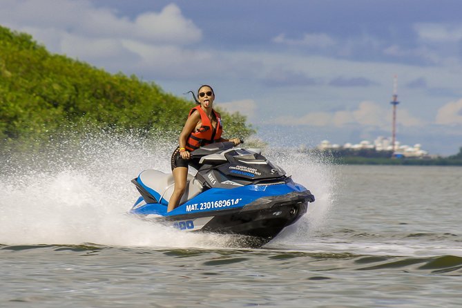 Jet Ski Rentals in Cancun: 60-Minute Option (Shared Jetski) - Riding Nichupte Lagoon: What the 60 Minutes Feels Like