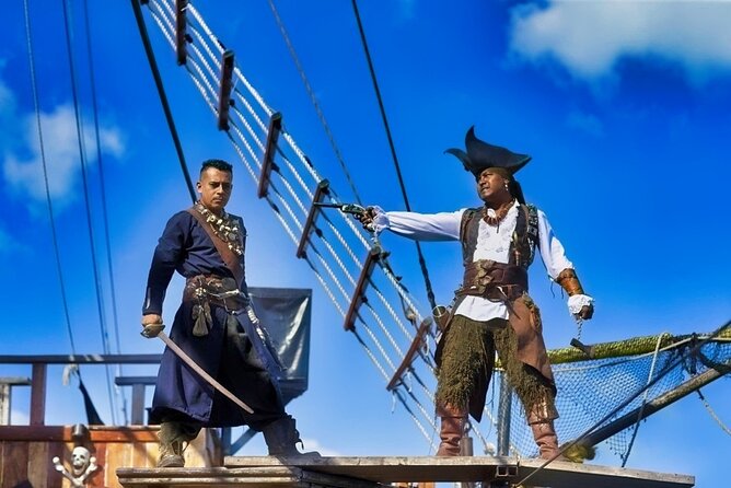 Jolly Roger Pirate Show and Dinner Cruise with Open Bar - Before dinner on deck: face painting and the treasure hunt
