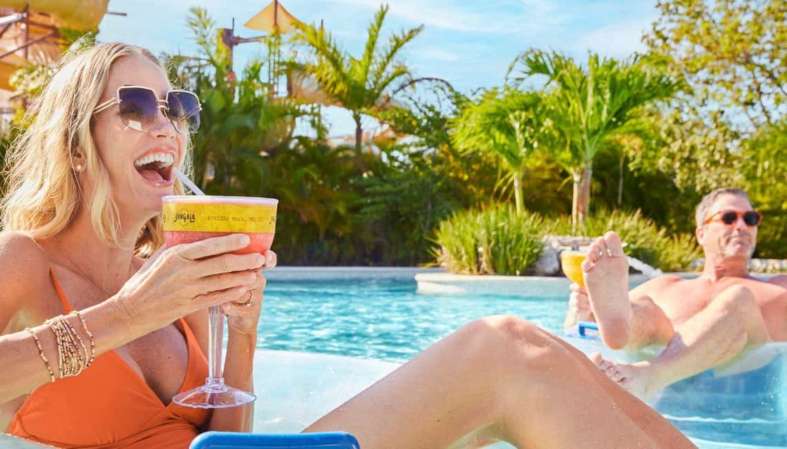 Jungala Aqua Experience - Wave Pool and Slow River: the two attractions that keep families happy