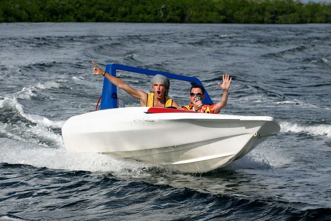 Jungle Tour In Cancun, drive a speedboat through the lagoon with your companion - Speedboat in Cancun, not just a boat ride