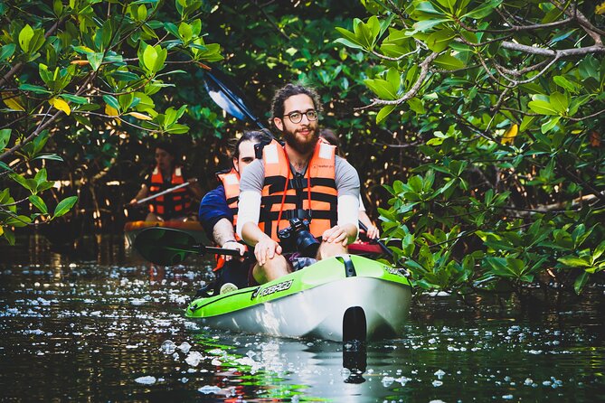 Kayak Adventure in Cancun - Start strong: safety briefing and getting your strokes right