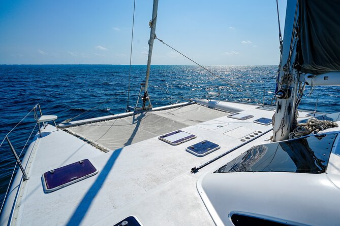 Laura Catamaran Private Tour to Isla Mujeres - The Sunset Sail Back: Why the Last Hour Counts