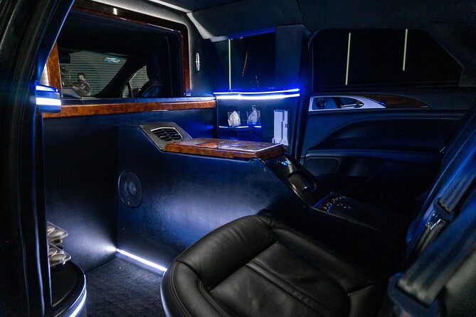 Lincoln Strecth Limo from Costa Mujeres to Cancun Airport - Hotel Pickup Rules: The 10-Minute Window That Changes Everything