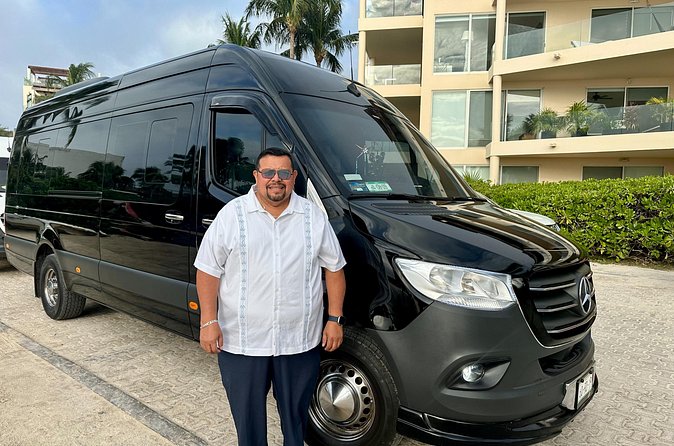 Luxury Airport Transfer: Cancun, Tulum, Playa del Carmen One-Way - Private transfer rules: just your group and English support