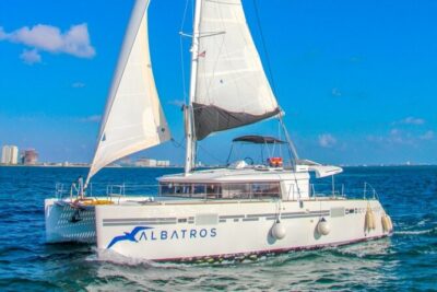 Luxury Catamaran Tour to Isla Mujeres with Transportation - Marina Albatros Check-In and Getting on Board Without Stress