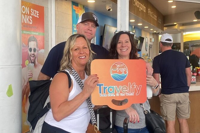 Luxury Private VIP Transportation from Cancun Airport - Where You Meet the Representative at Cancun Airport