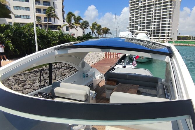 Luxury Sunseeker 50 - 6 hs Cancun - Isla Mujeres (MagicSea-SS) - Price and Logistics: When $2,400 Per Group Adds Up