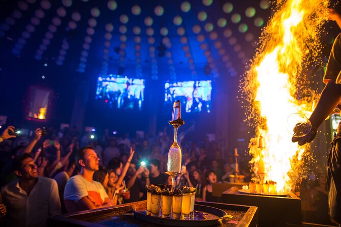Mandala Cancun NightClub - Getting in and getting around: mobile ticket, public transit, and ID basics
