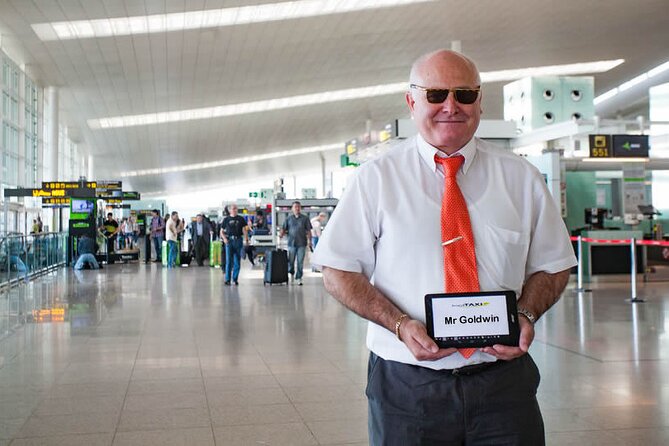 Mexico Private Transfer from Cancun airport to Puerto Morelos - Finding Your Driver at Cancun Airport: Name Board, Arrival Lounge, Fast Exit