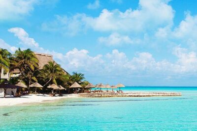 Mexico Private Transfer from Cancun airport to Puerto Morelos - The Vehicle Choice: Premium Sedan vs. 10-Seat Minivan Comfort