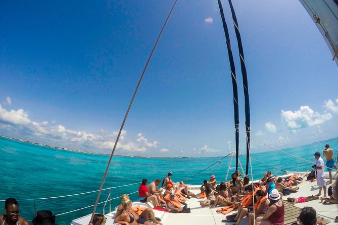 Mujeres Island Tour by Catamaran from Cancun City - What to pack and what to wear for a smooth day