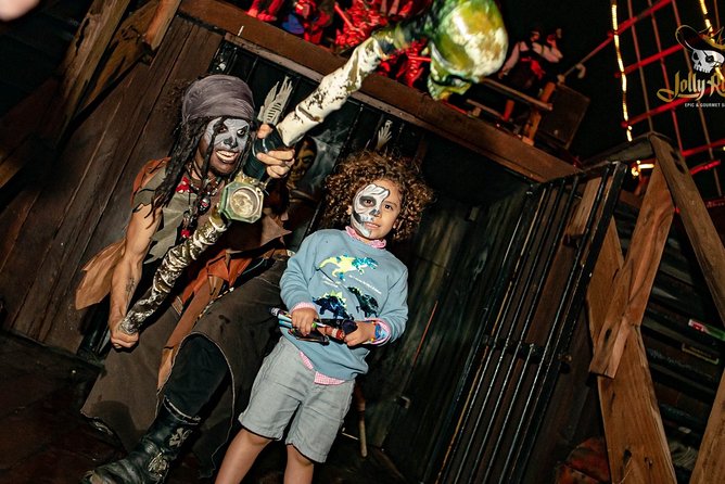 Pirate Ship Jolly Roger with Dinner and Open Bar - What the Show Actually Feels Like On Deck