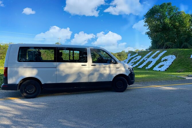 Private Airport Transfer to Cancun Hotel Zone - Night arrivals in Cancun: plan for the 8 PM to 8 AM surcharge