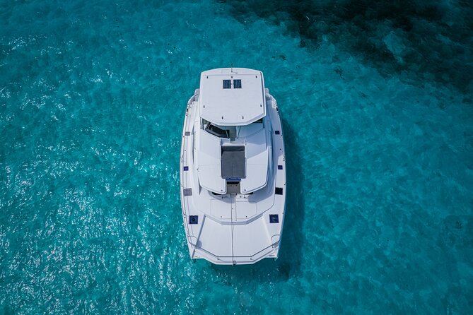 Private All Inclusive Sunset DJ Cruise – 51' Leopard Cancun - Boat, Staff, and Service: What Actually Makes It Feel Premium