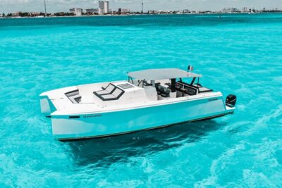 Private Atomic Catamaran Tour to Isla Mujeres - Where you meet in Cancun and how the morning starts