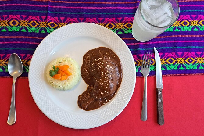 Private Authentic Mexican Cooking Class in Cancun with Alberto - Cancun Home Kitchen With Alberto and Lily
