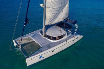 Private Catamaran from Cancun to Isla Mujeres | For up to 30 pepl - The snorkeling stop at the Cancun Underwater Museum and Manchones reef