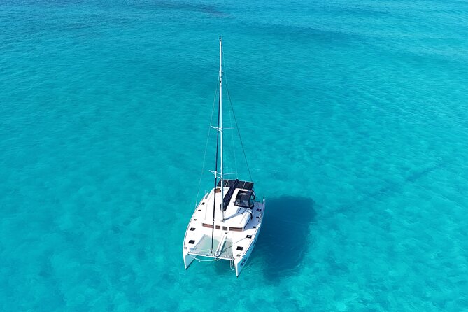 Private Catamaran Tour Super to Isla Mujeres - Beach Club Buffet: A Lunch Break That Actually Works With the Day