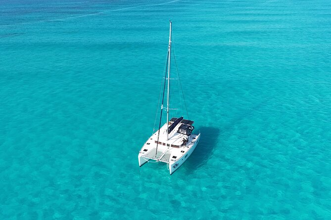 Private Catamaran Tour Super to Isla Mujeres - Cancun and Isla Mujeres From the Water: Why the Views Are the Main Event