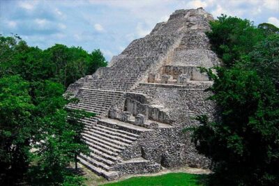 Private Chichen Itza and Coba Ruins and Swimming in Cenote from Cancun - Chichén Itzá: One Focused Hour Around El Castillo