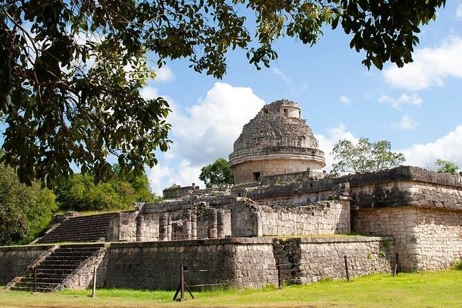 Private Chichen Itza, Cenote & Valladolid All Inclusive Tour - Valladolid on Foot: Main Square Time in a Colonial City