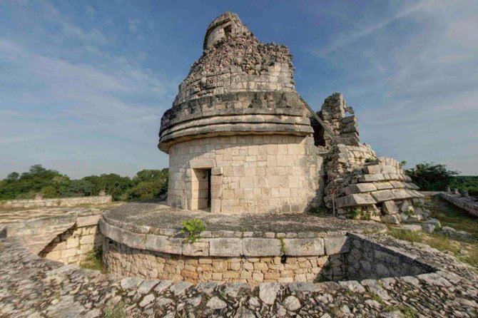 Private Chichen Itza Tour - Ik Kil Cenote: a 26-meter climb, a swim option, and jump platforms