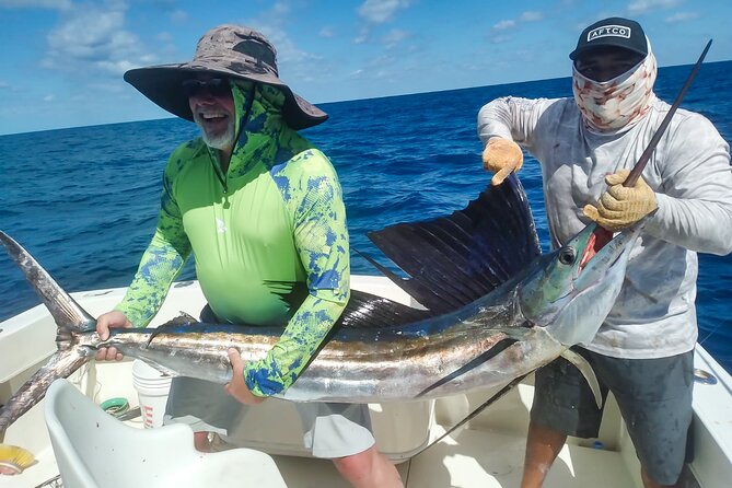 Private Deep Sea Fishing Tour in Isla Mujeres and Cancun - Why deep sea fishing out of Isla Mujeres and Cancun makes sense