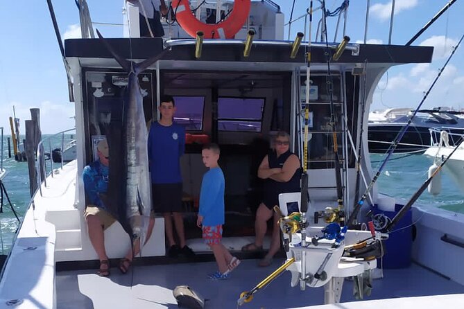 Private fishing charter Boat 48ft 12 pax Good Marlin and Sailfish - Marina Sunset Club Lagoon Check-In and Your Real Start Time