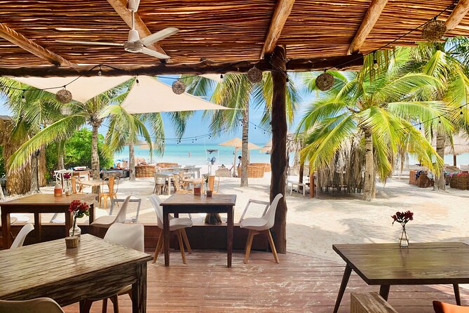 Private flight to Holbox from Cancun - The Holbox arrival plan and your hotel handoff
