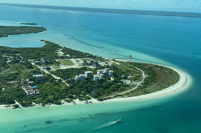 Private flight to Holbox from Cancun - Cancun setup: General Aviation near the FBO
