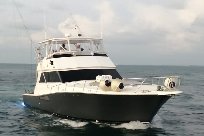 Private Full Day Tour by Yatch in Cancún - Sailing around Cancún: the part people remember