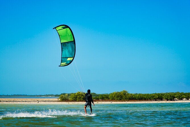 Private Kiteboarding lesson in Cancun - Location and timing: meeting point, opening hours, and real logistics