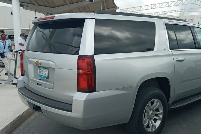 Private luxury transportation from CUN Airport to Playa del Carmen - Who this transfer is best for (and who might want to rethink it)