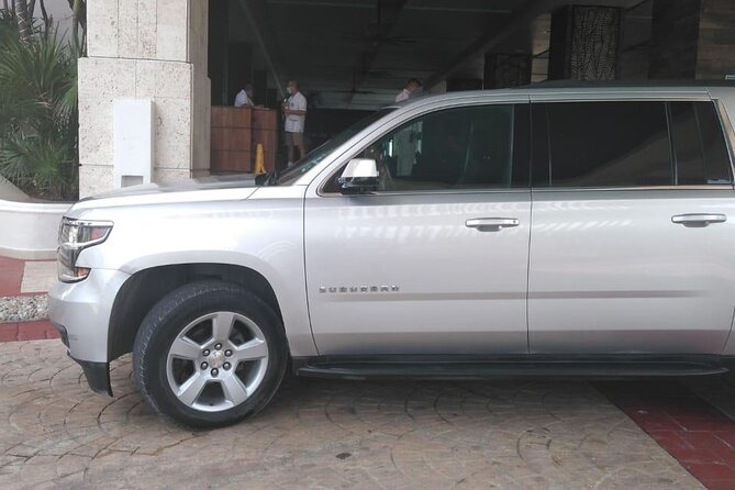 Private luxury transportation from CUN Airport to Puerto Morelos - When this transfer goes perfectly (and what to do if it doesn’t)
