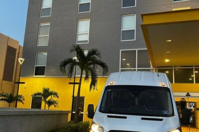 Private Roundtrip Transportation from Cancun Airport - The private-car experience: comfort without extra frills