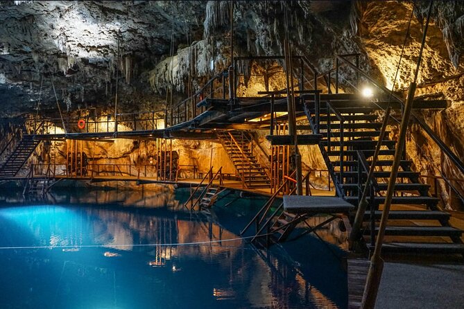 Private Tour: Chichen Itza Archeological Zone from Cancun - Lunch at the cenote area: buffet food, soft drinks, and optional drinks