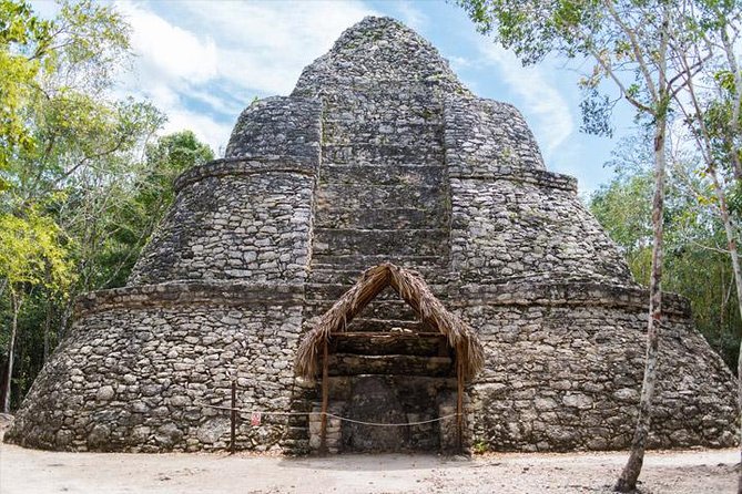 Private Tour: Coba and Tulum Ruins from Cancun - Lunch buffet and the onboard cooler: where the day feels easier