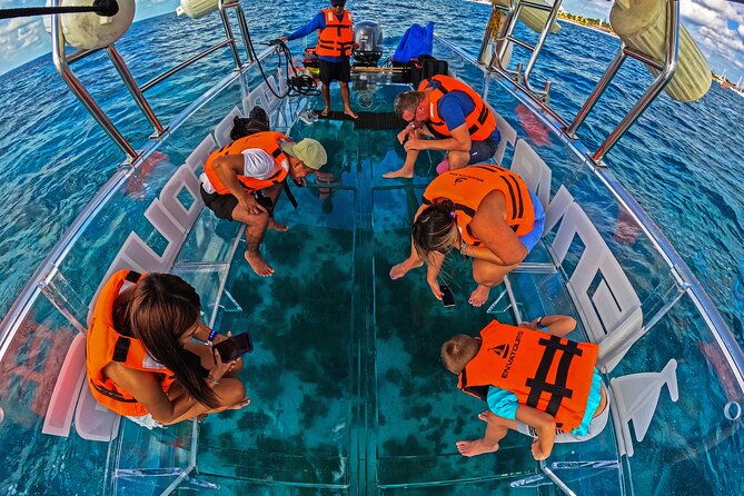 Private Tour Isla Mujeres excursion in Transparent Boat - Making the Most of Your 1-Hour Clear-Boat Ride