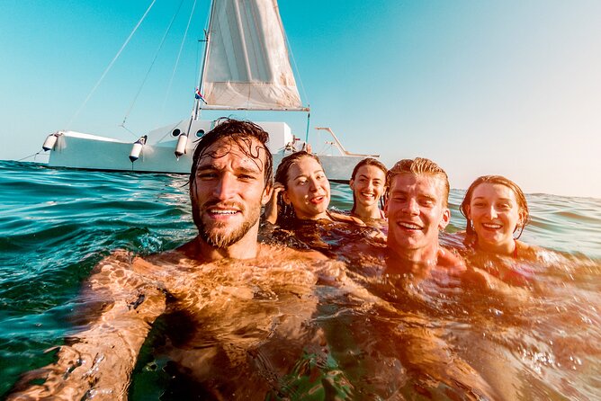 Private Tour of Cancun to Isla Mujeres by 45-foot Yacht. - Kukulcan Plaza to the marina: where the day starts
