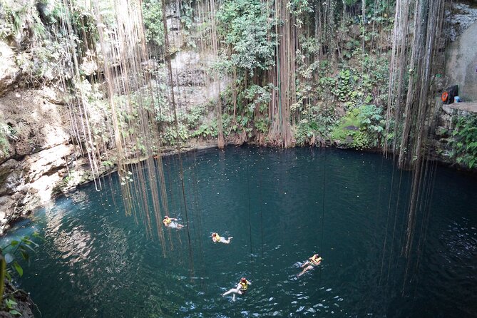 Private Tour to Chichen Itza, Valladolid and Ik Kil Cenote with Lunch - Transportation and comfort: private vehicle, private pacing
