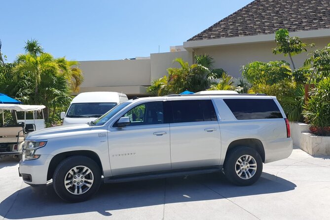 Private transfer round trip (Playa del Carmen) - What the bilingual driver can do (and what to do before you land)