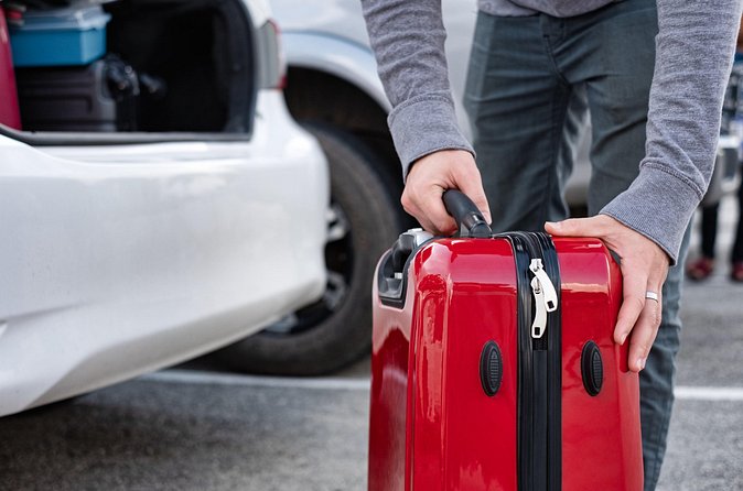 Private Transfer to and from CUN Cancun International Airport - Who should book this transfer (and who might skip it)