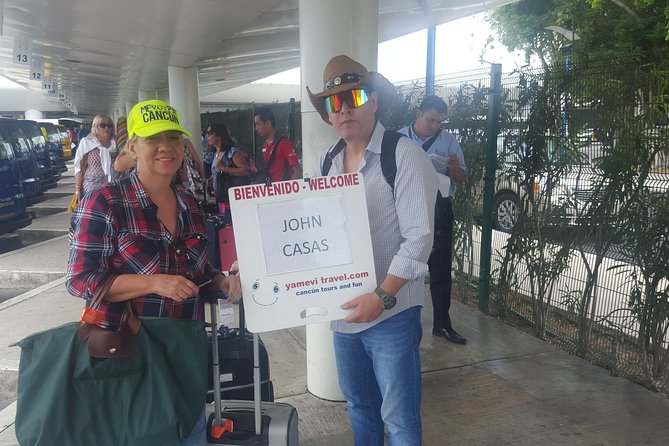 Private transfer to Cancun Airport from hotels in Cancun Area - Pickup details: greeting outside your hotel, not a mystery van
