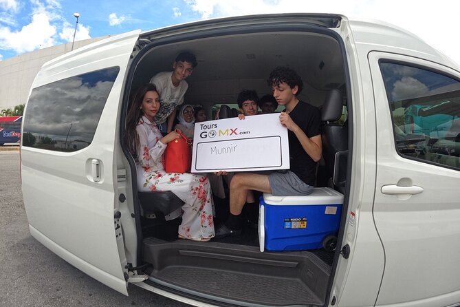 Private transfer to Cancun Airport to Hotel Zone - Who should book this Cancun airport transfer?